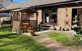 Drummond Neuk - Pets Welcome Free, Country Setting, Free Onsite Parking